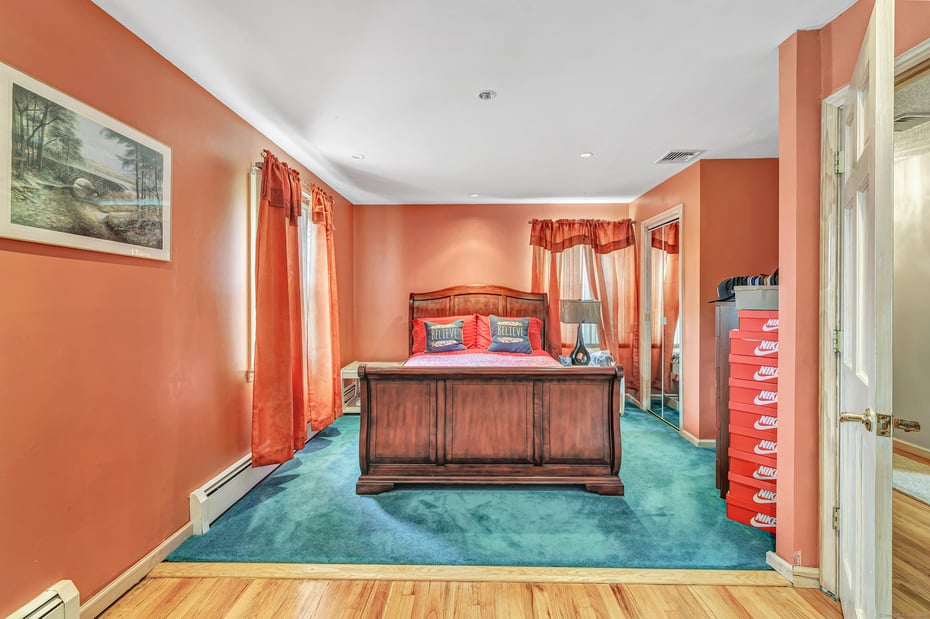 40 Walnut Street Photo 9