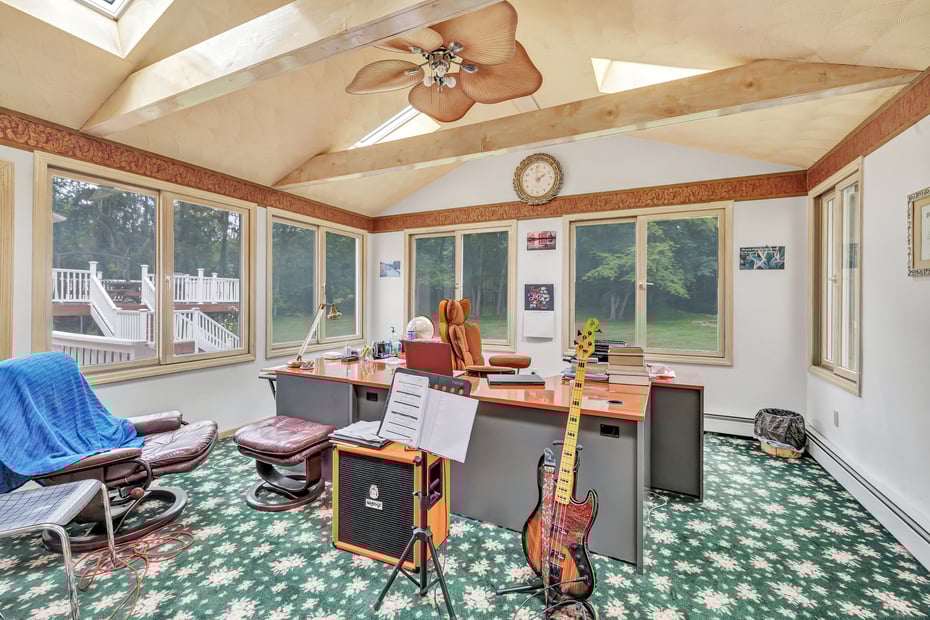 40 Walnut Street Photo 16