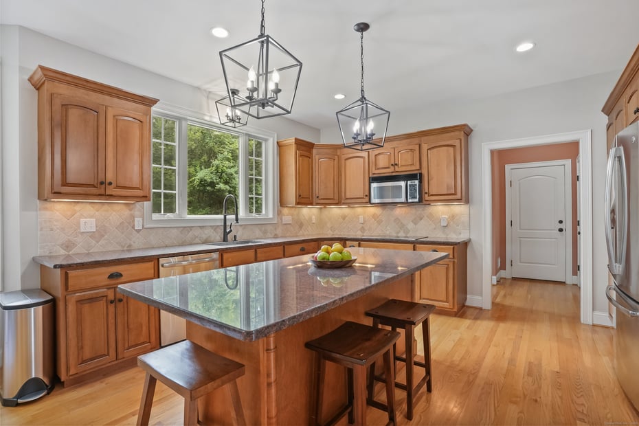 36 Blueberry Lane Photo 8