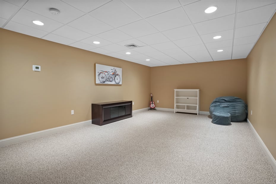 36 Blueberry Lane Photo 29
