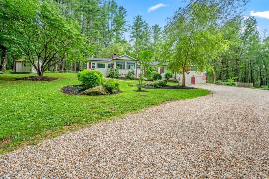 255 Dibble Hill Road Photo 3