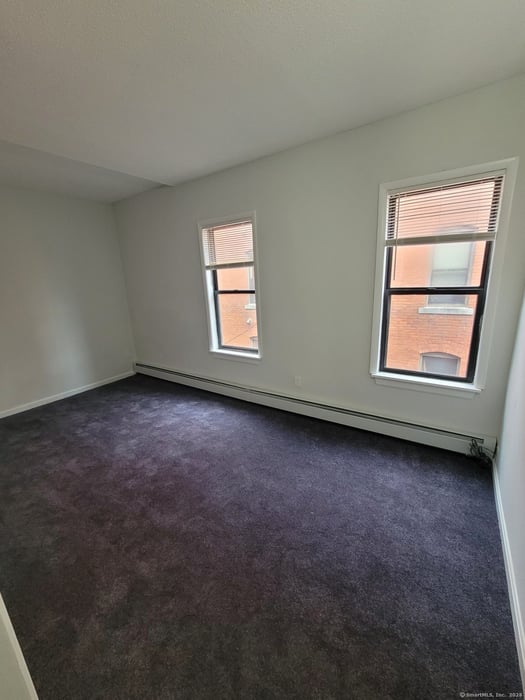 21 Harrison Place  #APT B Photo 4