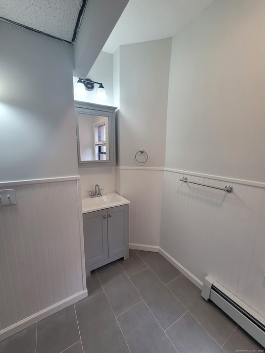 21 Harrison Place  #APT B Photo 7