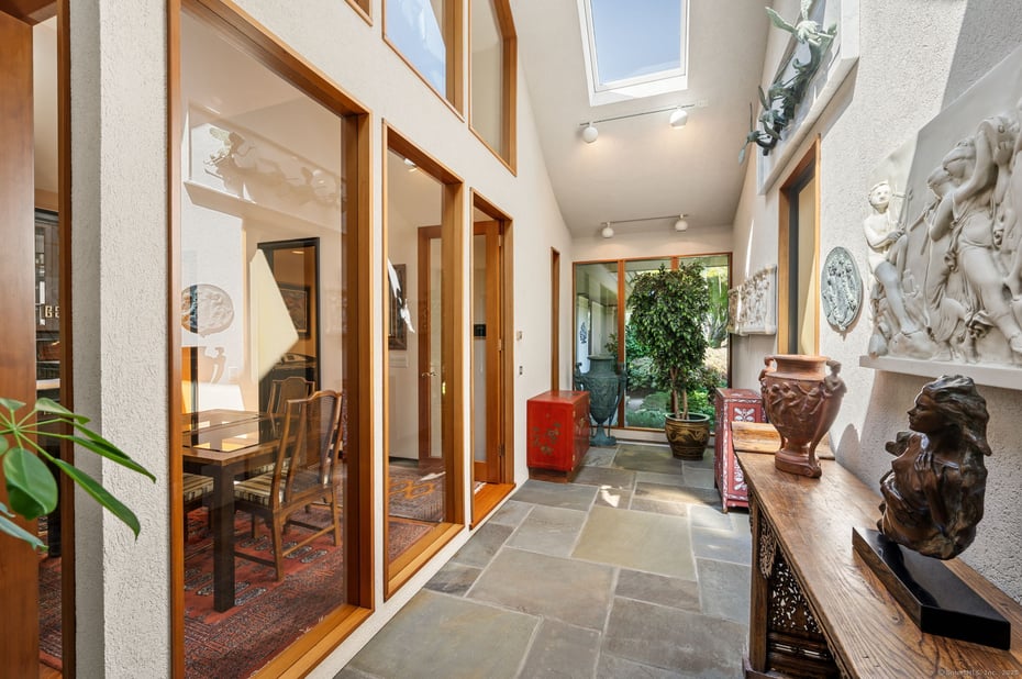 66 Cove Road Photo 17