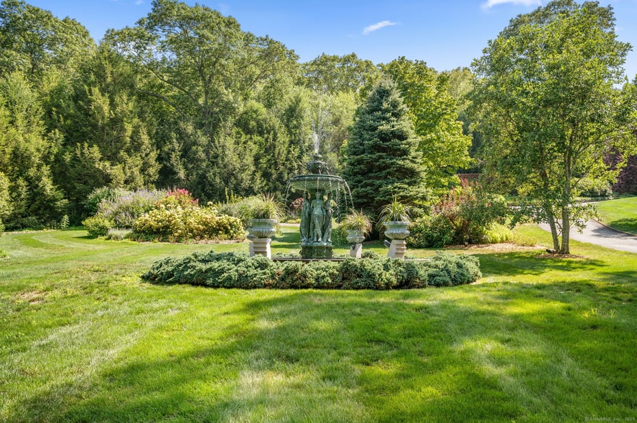 66 Cove Road Photo 34