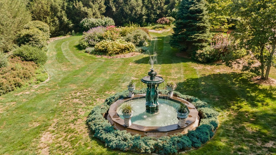 66 Cove Road Photo 35