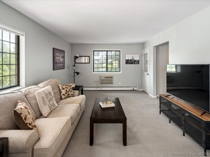 102 Foxwood Close #102 Photo 8