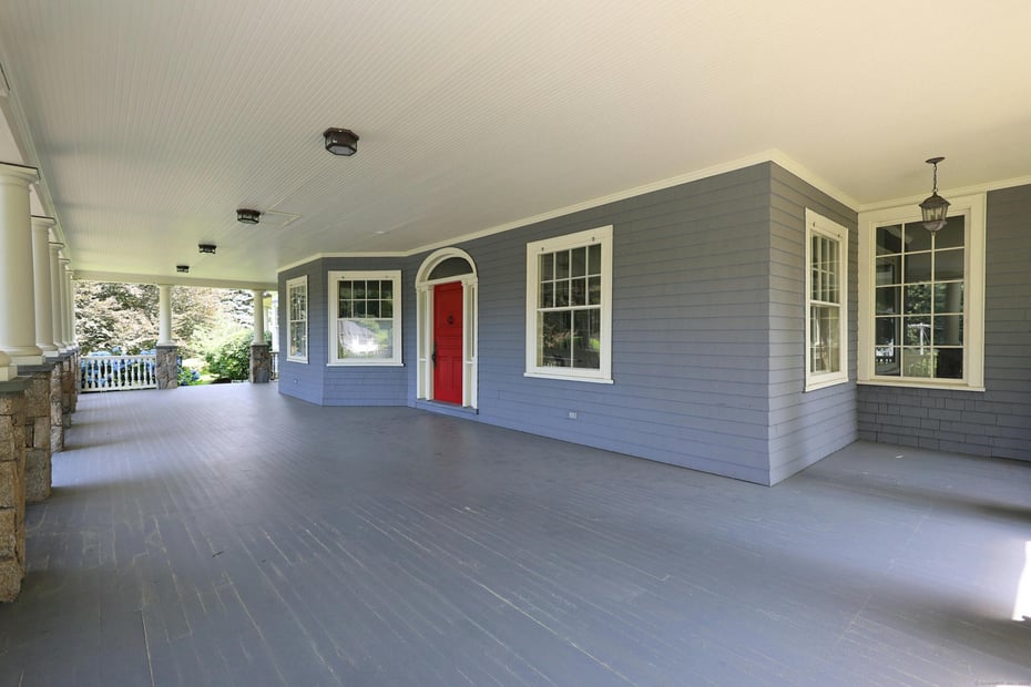 27 Country Club Road Photo 9