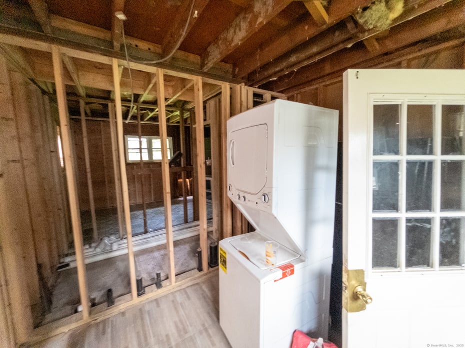 180 Andover Street Photo 11
