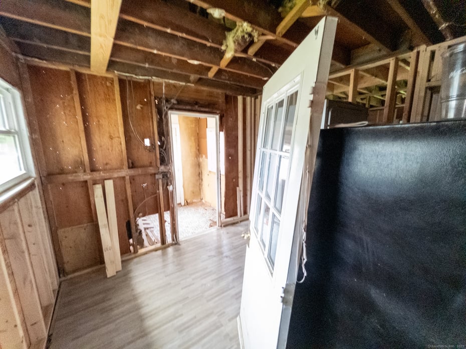 180 Andover Street Photo 12