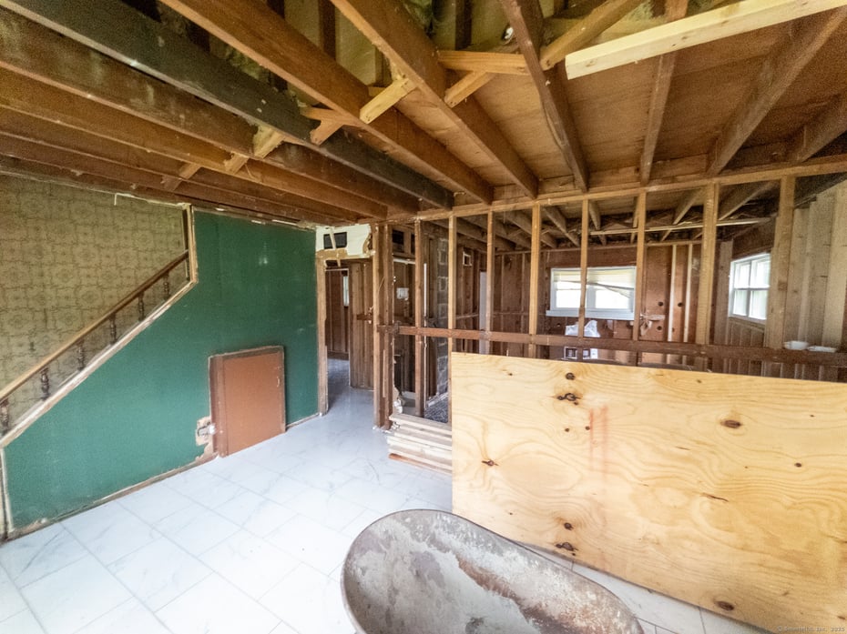 180 Andover Street Photo 21