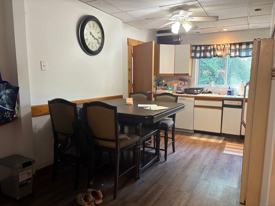 155 Cranston Street Photo 10