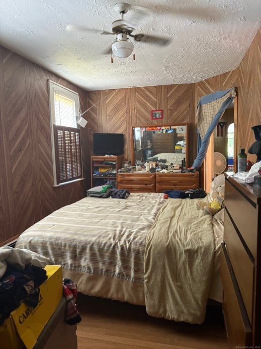 155 Cranston Street Photo 34