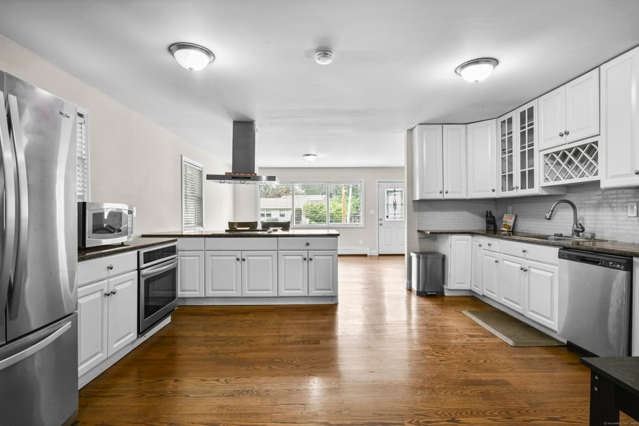 198 Macon Drive Photo 10