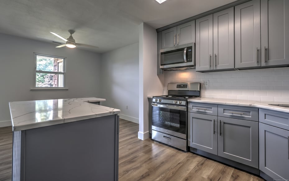 59 East Broadway  #D Photo 4