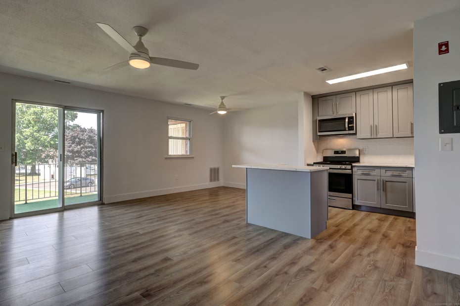 59 East Broadway  #D Photo 5