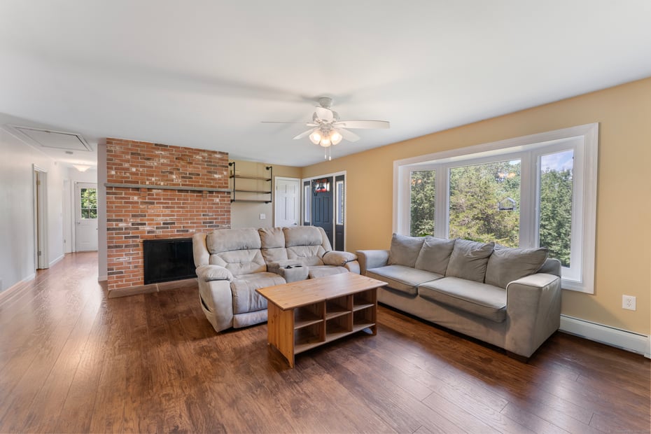55 Witch Meadow Road Photo 14