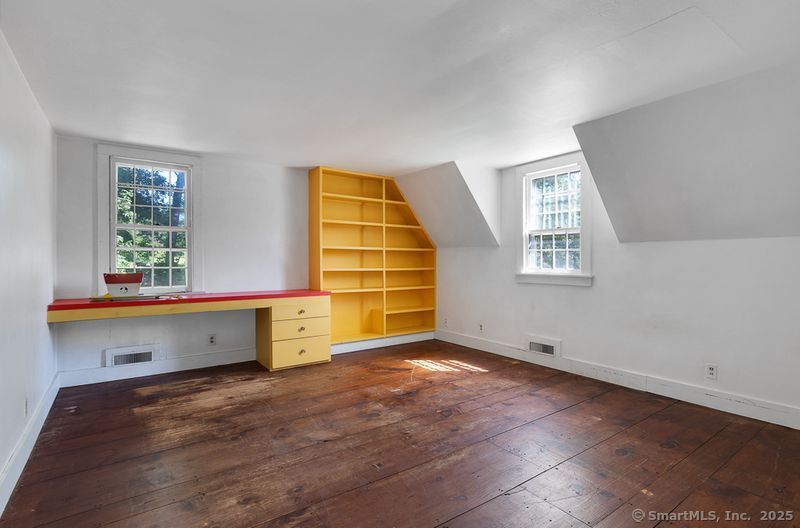 208 Wood Creek Road Photo 12