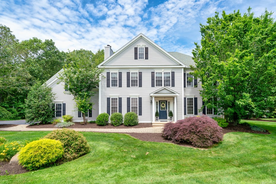 45 Summersweet Drive Photo 1