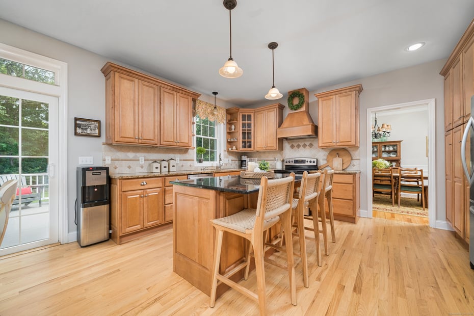 45 Summersweet Drive Photo 14