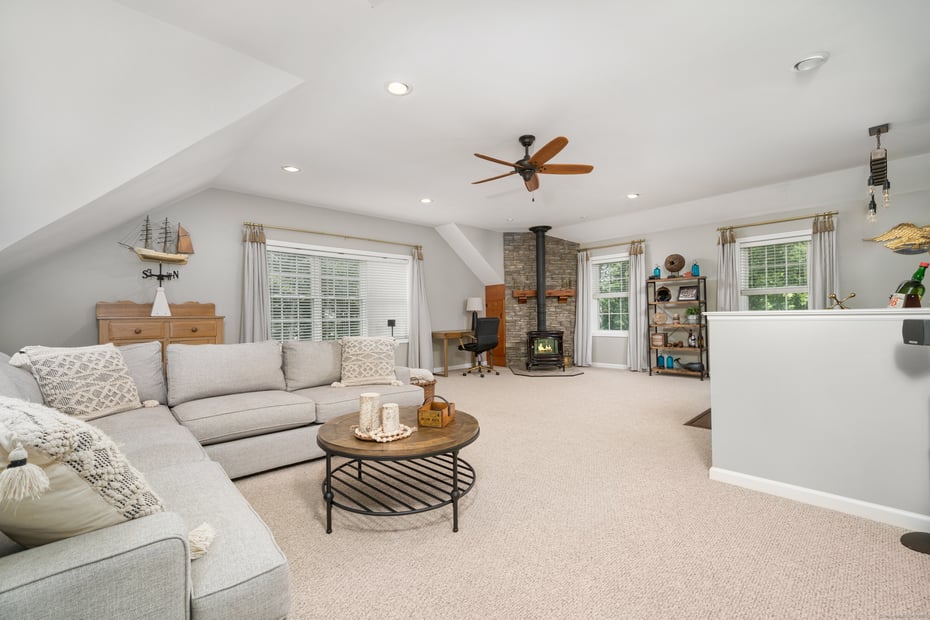 45 Summersweet Drive Photo 22