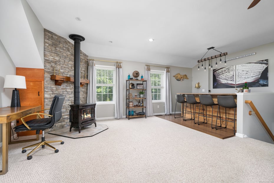 45 Summersweet Drive Photo 25