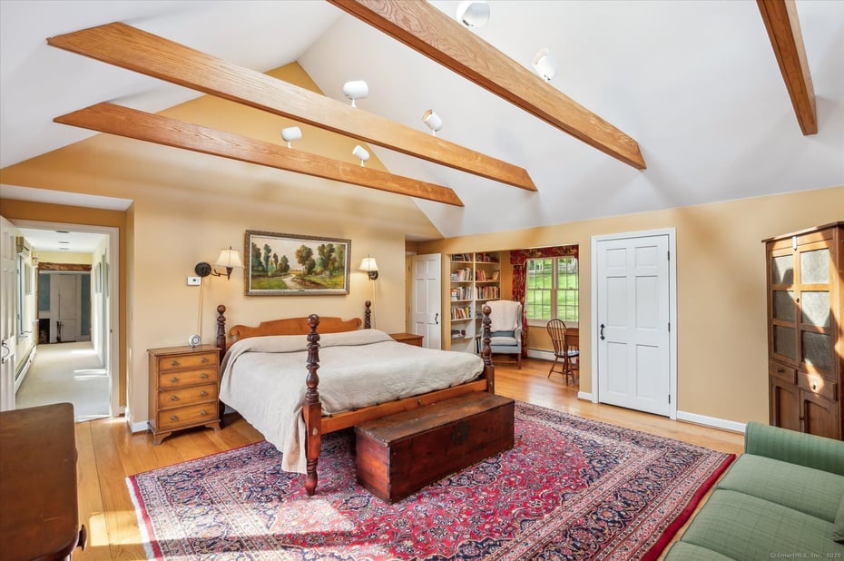 124 West Road Photo 24