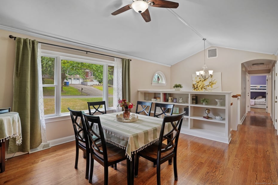 11 Barbara Drive Photo 11