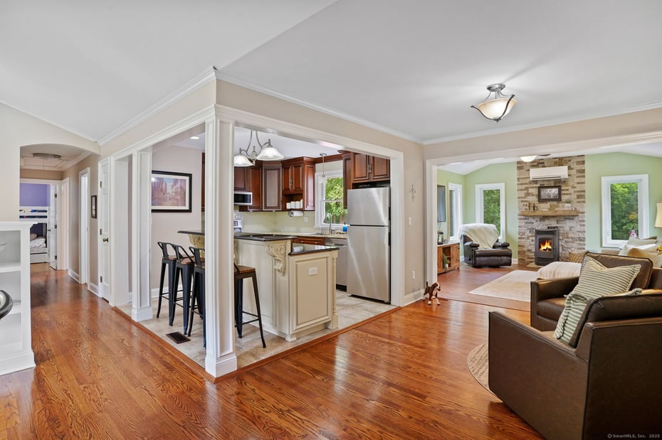 11 Barbara Drive Photo 15