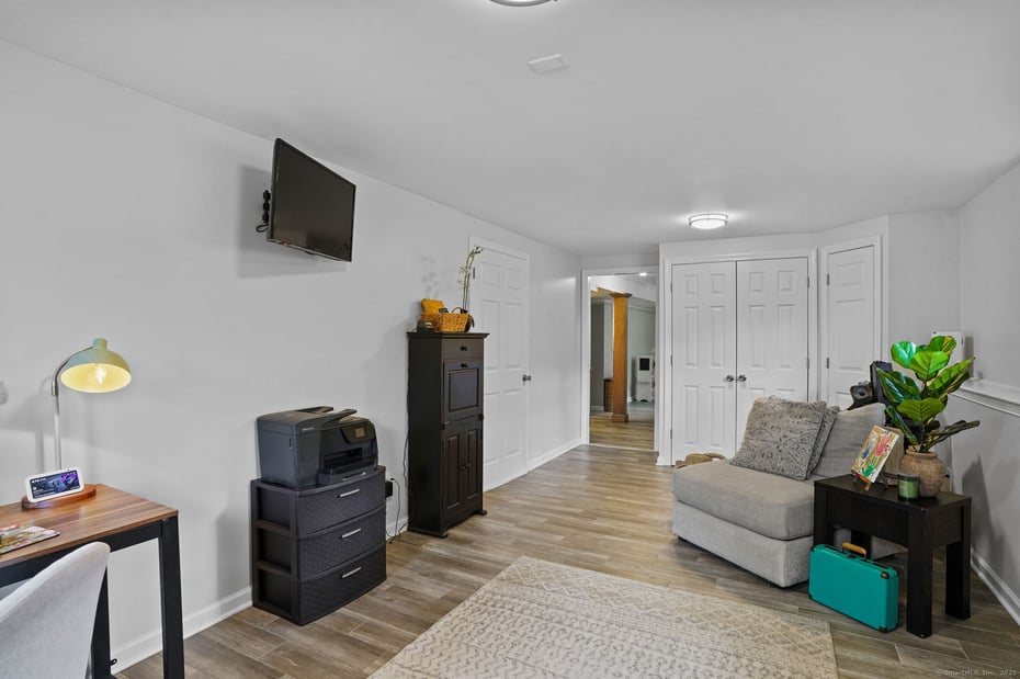 11 Barbara Drive Photo 23
