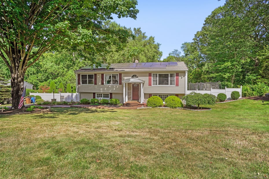 11 Barbara Drive Photo 26