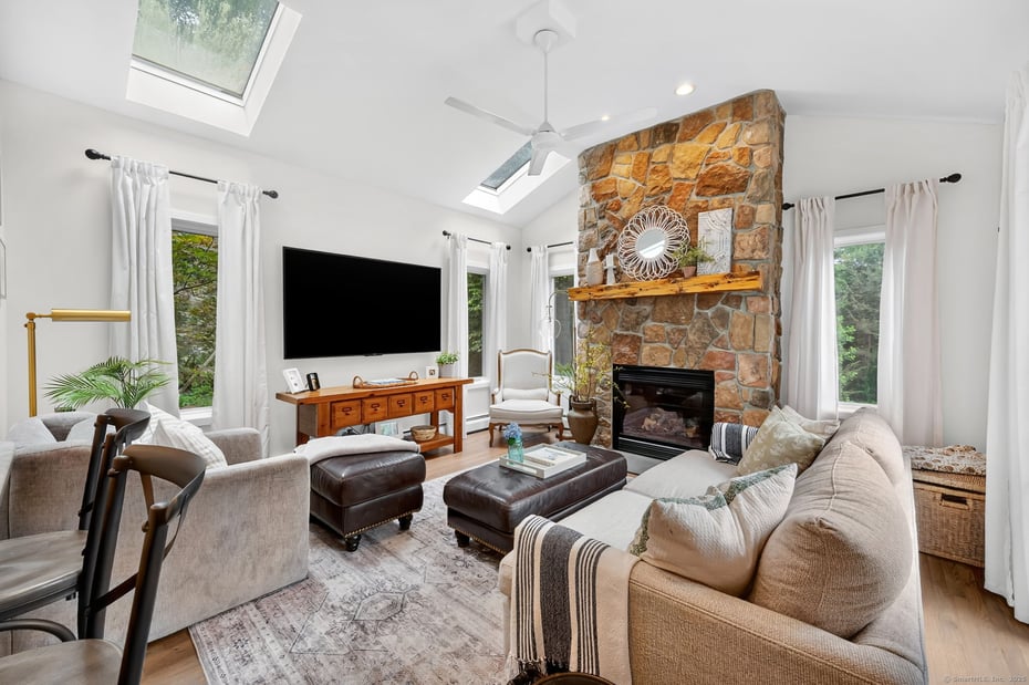 16r Greenwood Road Photo 10