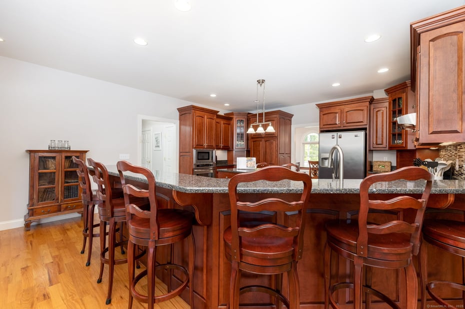 75 Burgess Road Photo 7