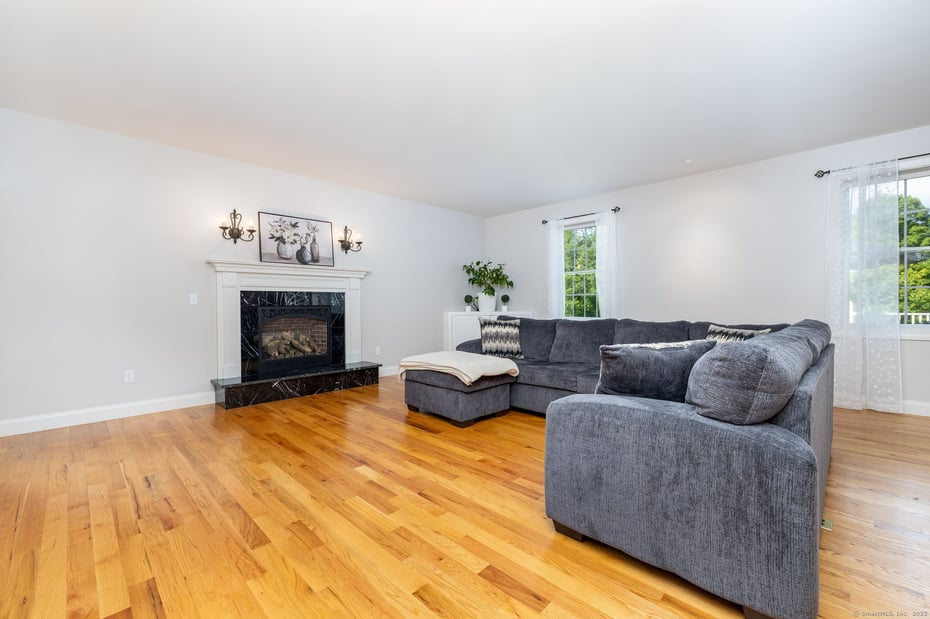 75 Burgess Road Photo 12