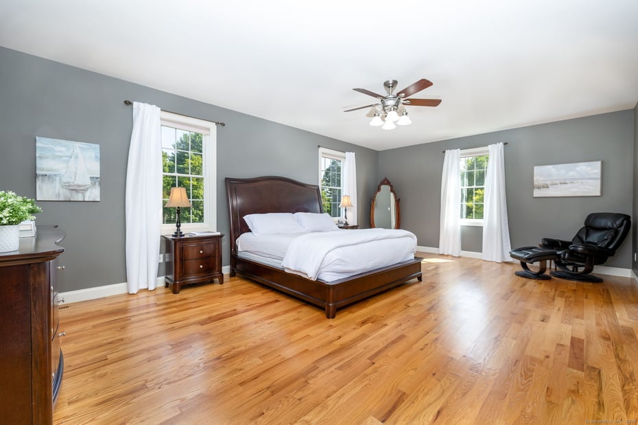 75 Burgess Road Photo 14
