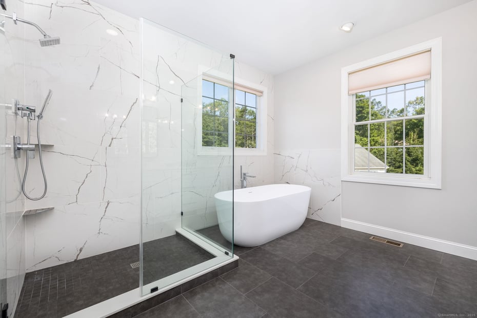 75 Burgess Road Photo 17