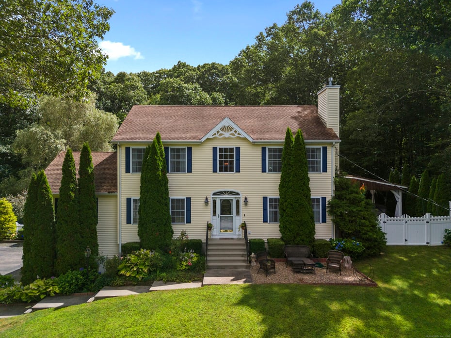 24 Tanglewood Drive Photo 1