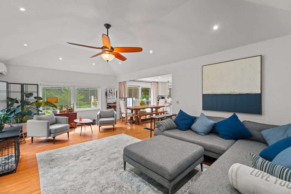 24 Tanglewood Drive Photo 9