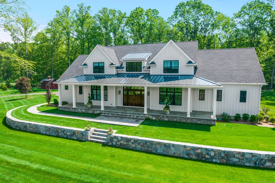 1025 Field Drive Photo 2