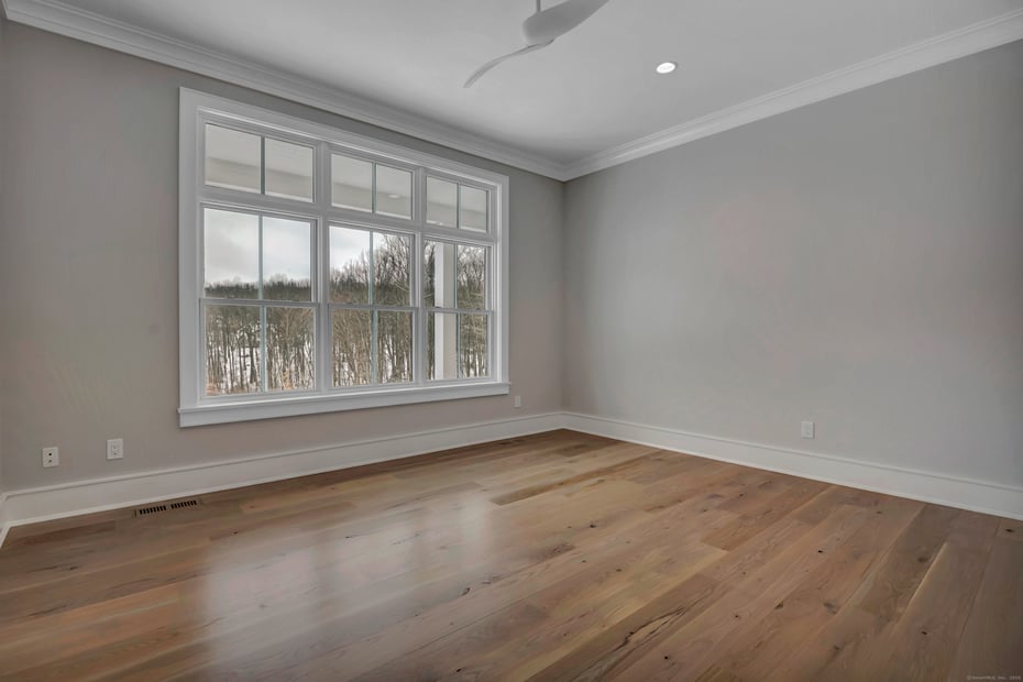 1025 Field Drive Photo 22