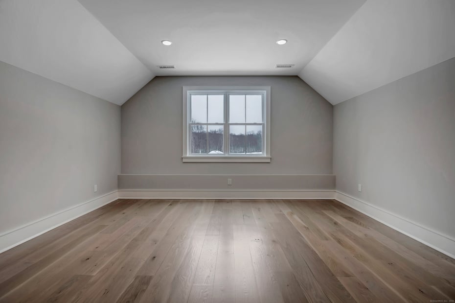 1025 Field Drive Photo 25