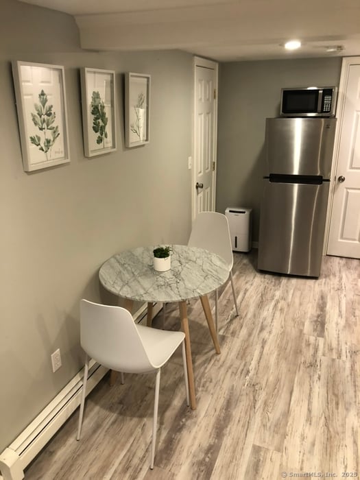 44 Warren Street Photo 21