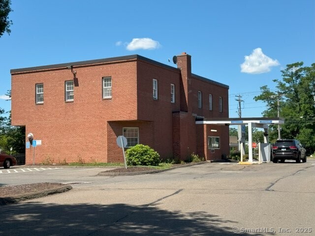 70 Washington Avenue Photo 2