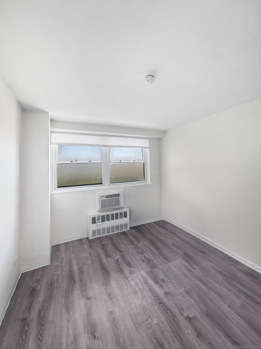 91 Strawberry Hill Avenue  #APT 824 Photo 10