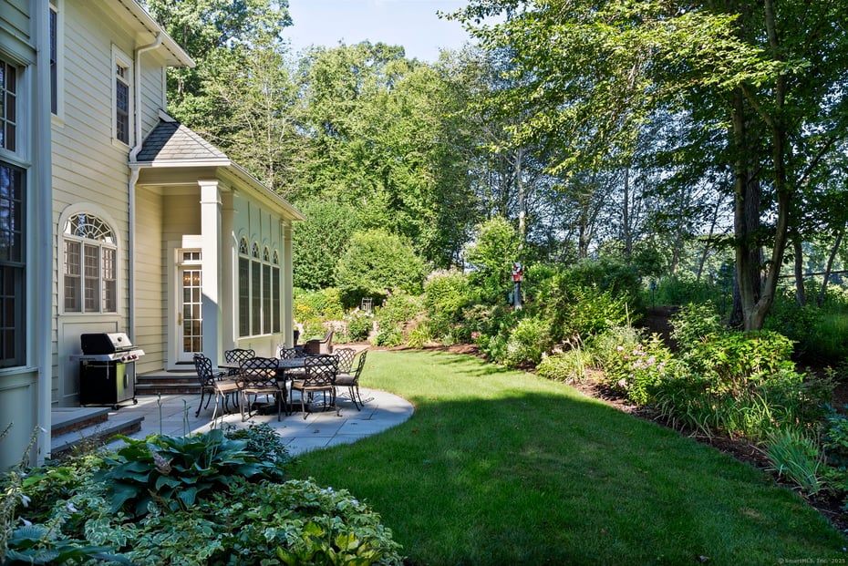 7 Riverview Road Photo 37
