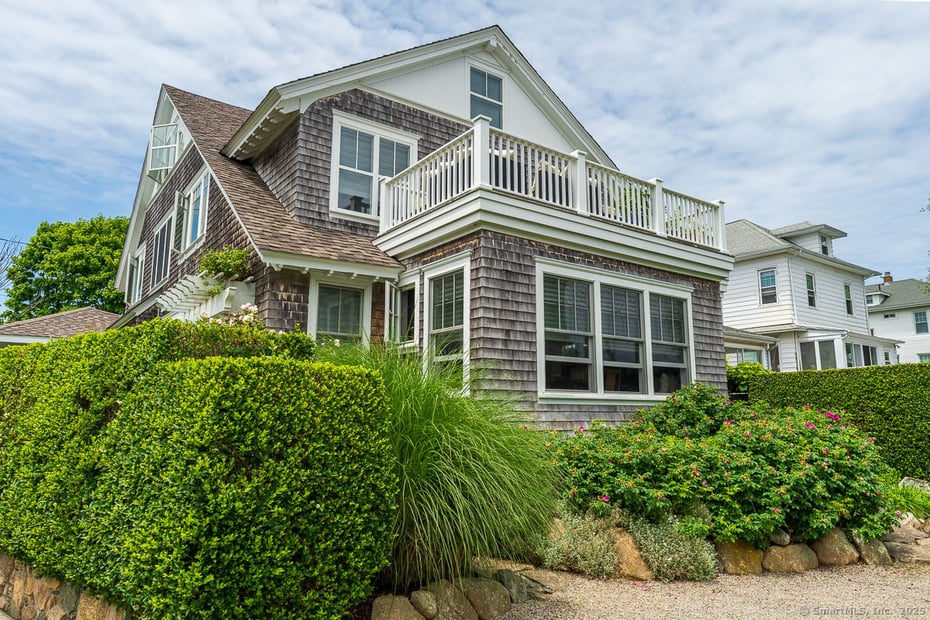 1194 Ocean Avenue Photo 10