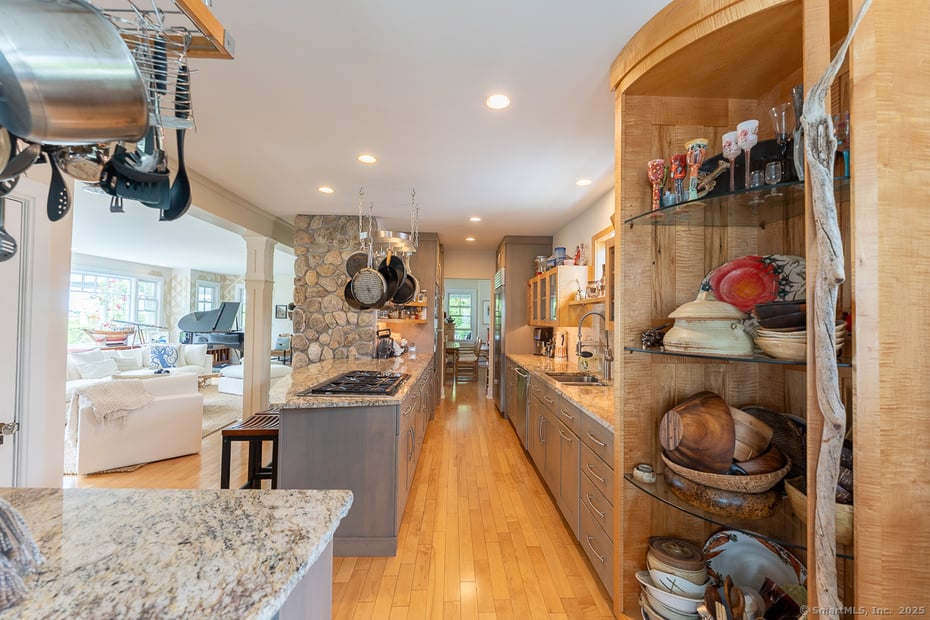 1194 Ocean Avenue Photo 23