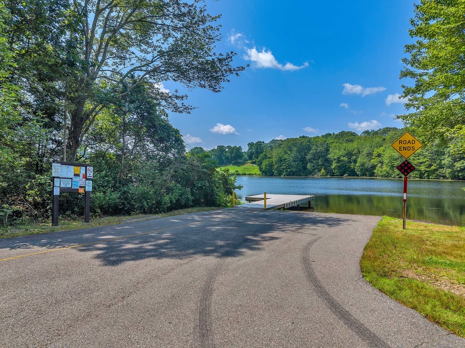 32 Lake Of Isles Road Photo 25