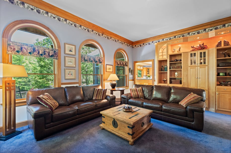 70 Morgan Road Photo 10