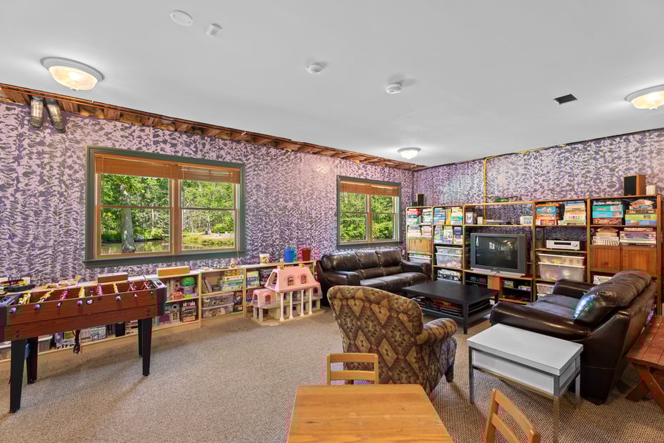 70 Morgan Road Photo 27